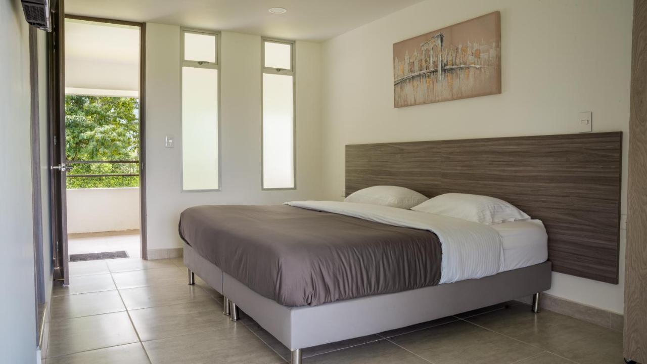 Hotel Palo Grande Cf Pereira Combia Baja