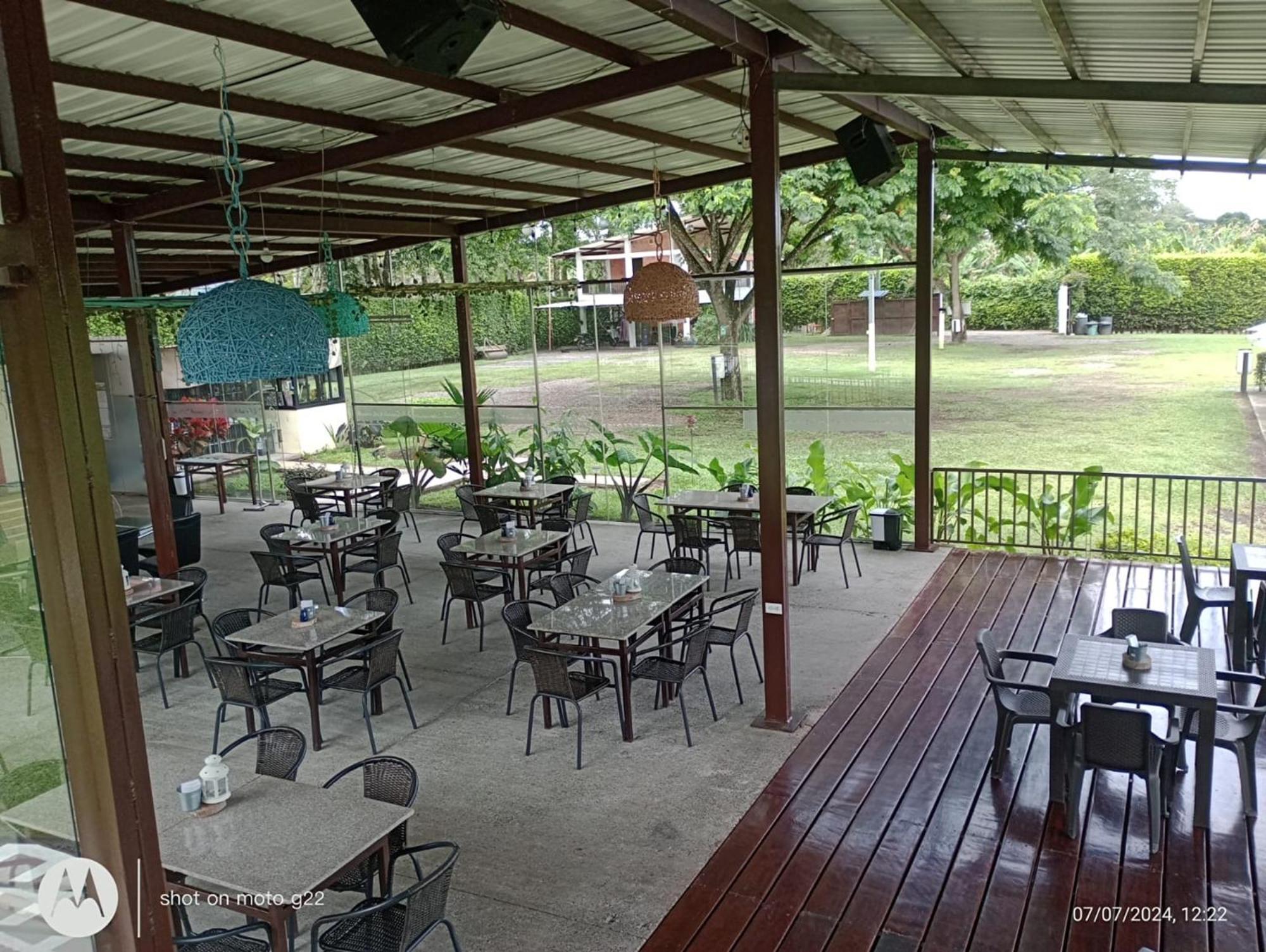Palo Grande Cf Pereira Hotel